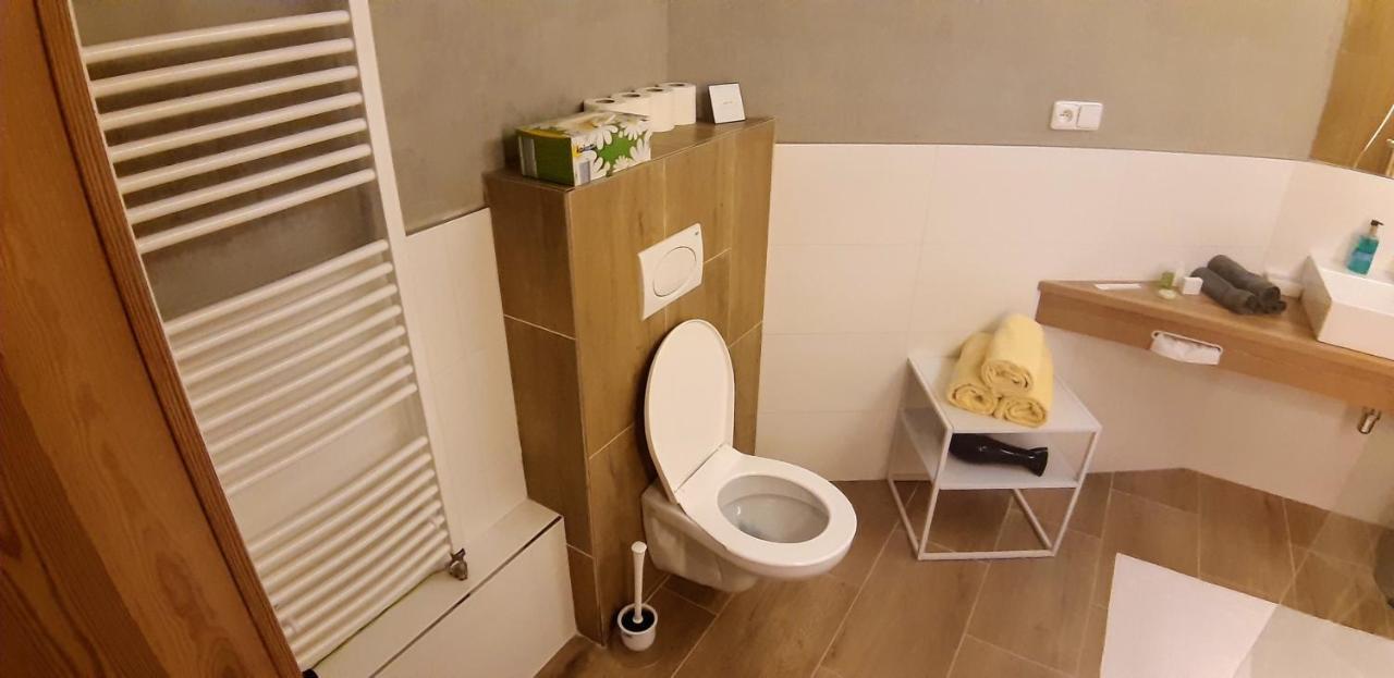 Three Apartment Františkovy Lázně Dış mekan fotoğraf