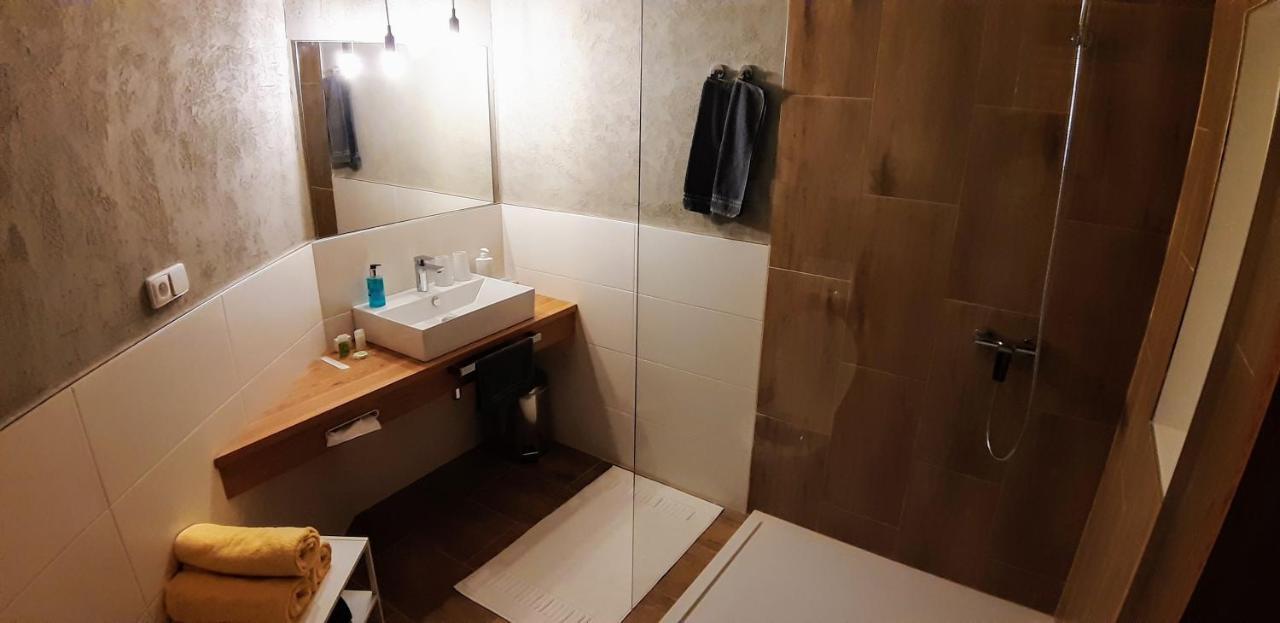 Three Apartment Františkovy Lázně Dış mekan fotoğraf