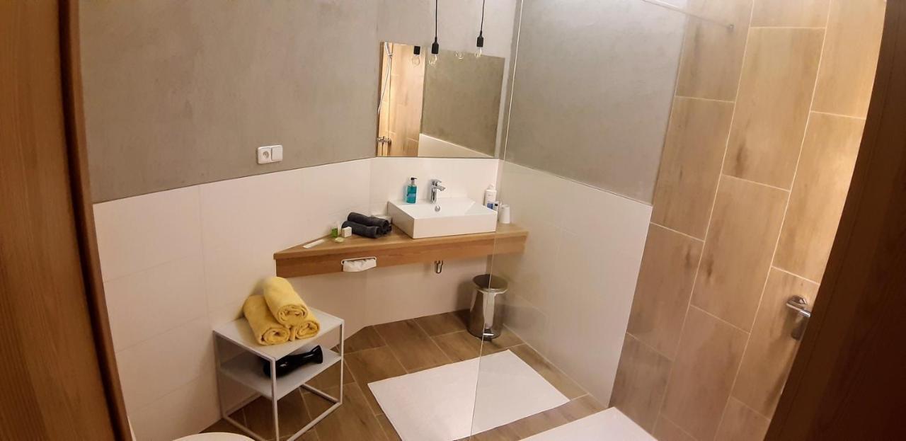 Three Apartment Františkovy Lázně Dış mekan fotoğraf