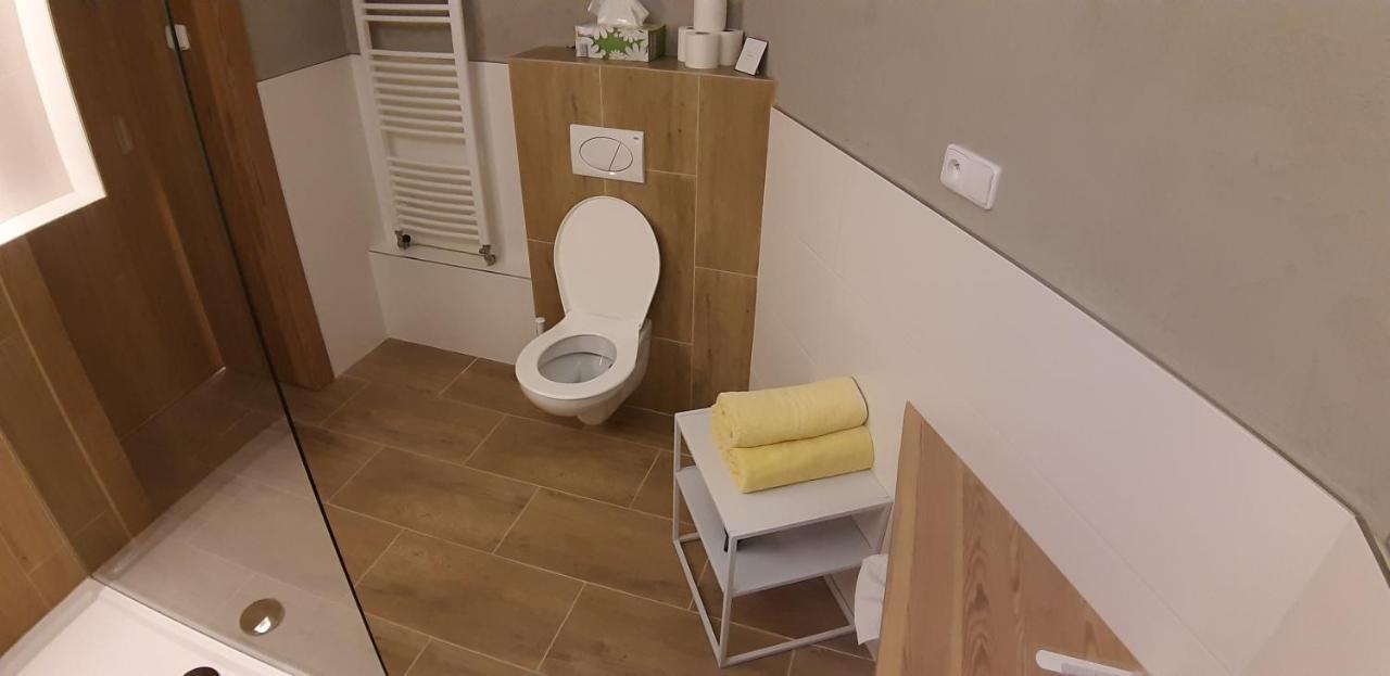 Three Apartment Františkovy Lázně Dış mekan fotoğraf